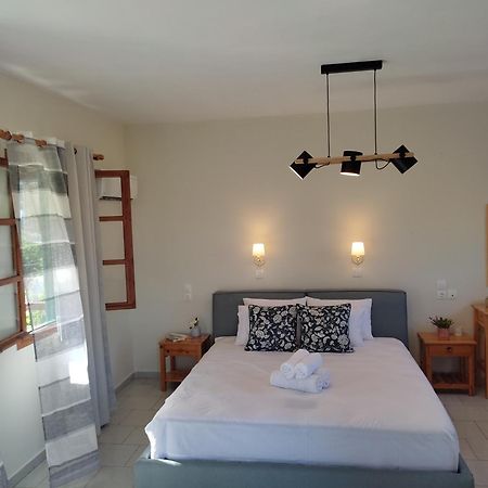 Dafnes Hotel Skopelos Town Bagian luar foto