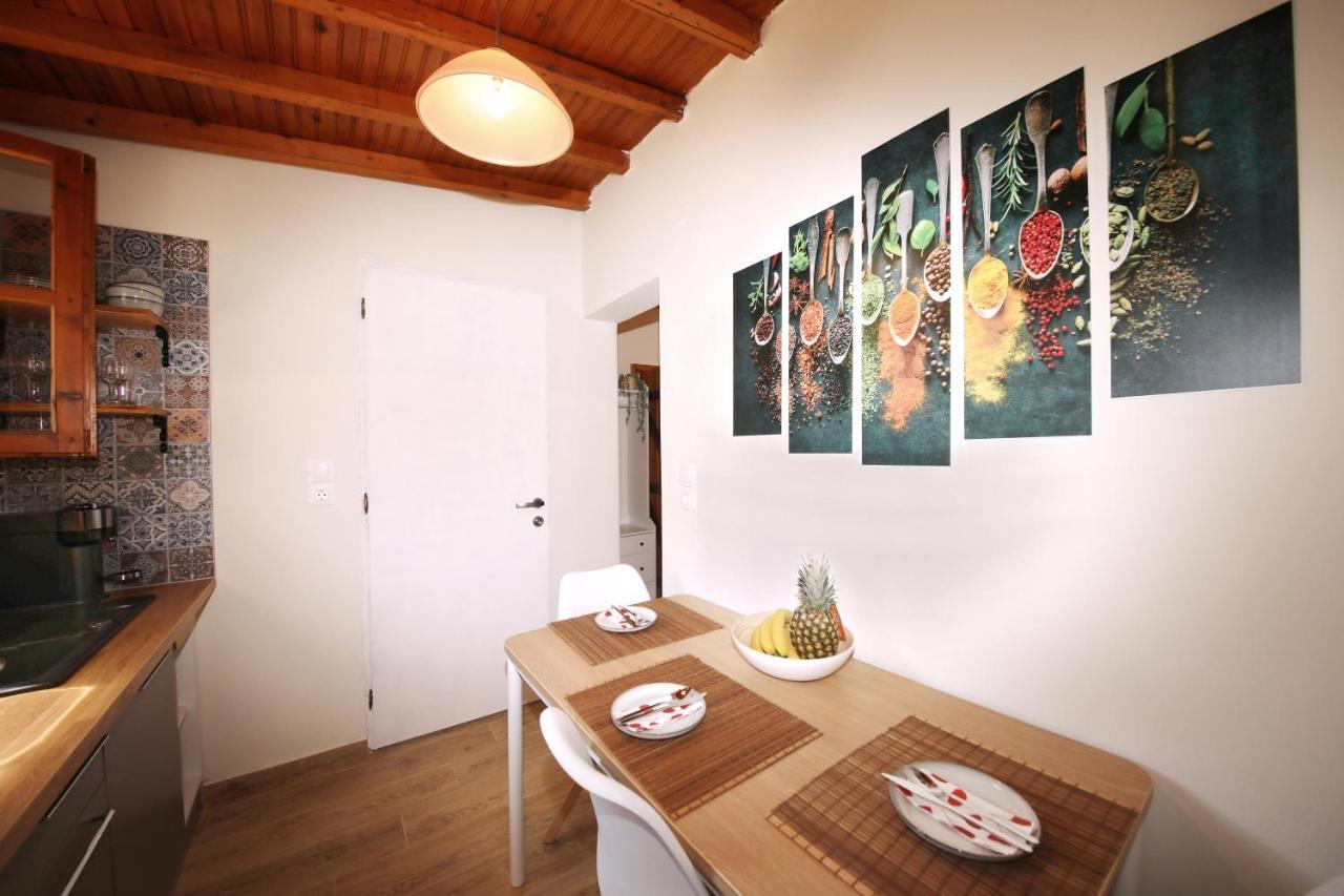Dafnes Hotel Skopelos Town Bagian luar foto