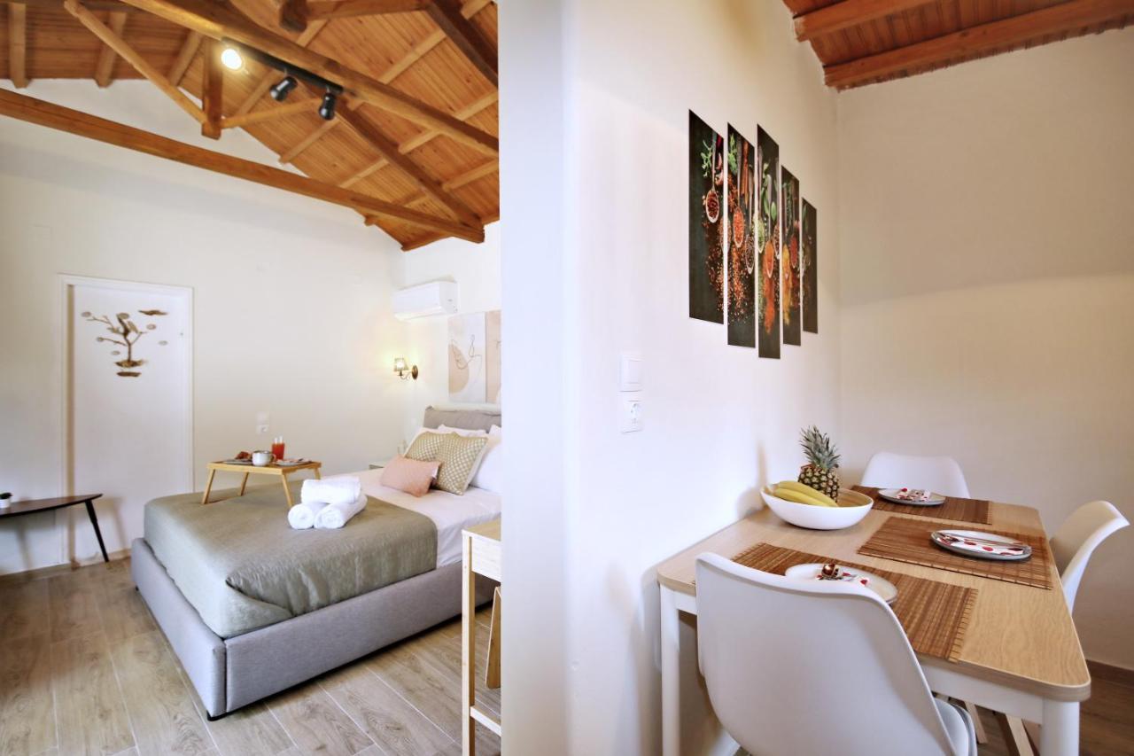 Dafnes Hotel Skopelos Town Bagian luar foto