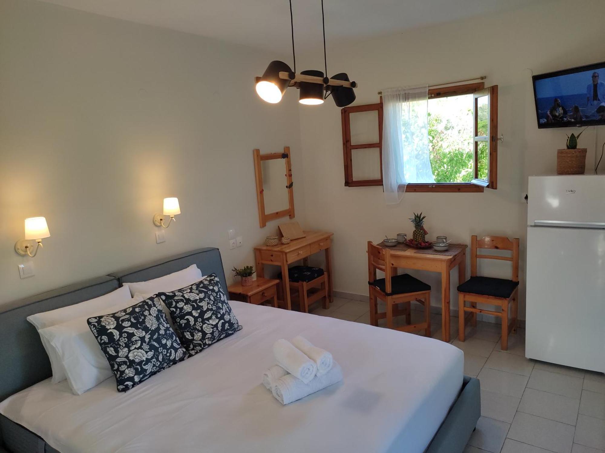 Dafnes Hotel Skopelos Town Bagian luar foto